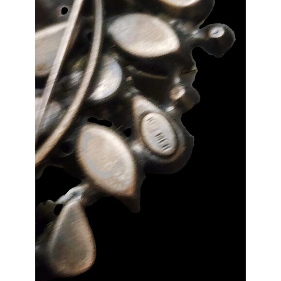 Vintage Signed Kramer Unique Rhinestone Brooch (A3956) - Picture 5 of 5